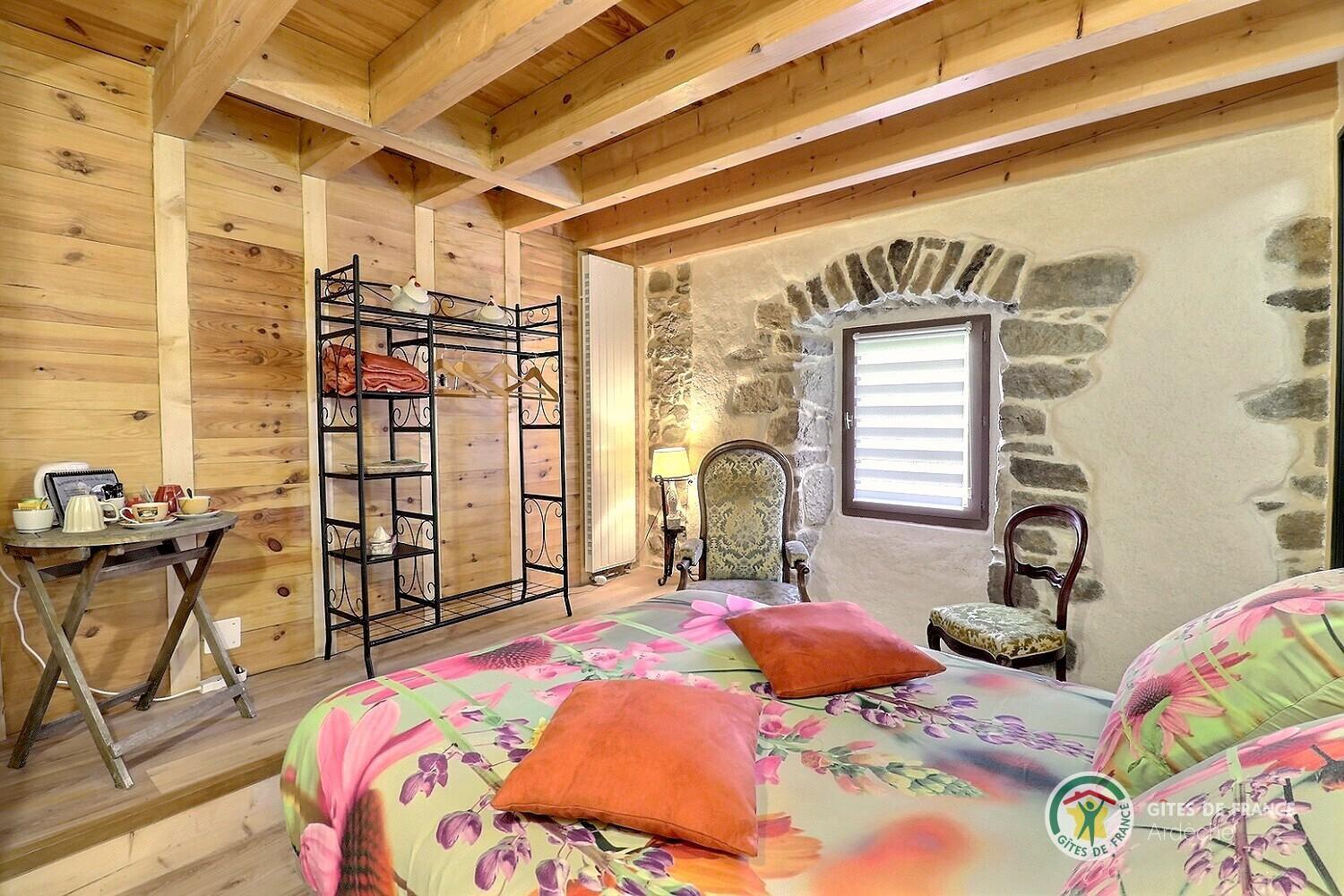 Le Cocon Du Vivarais Rochepaule Habitación foto