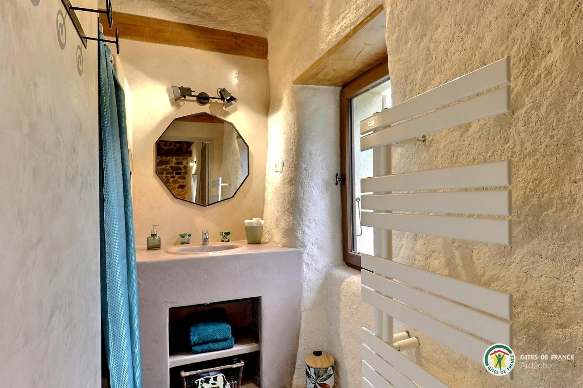 Le Cocon Du Vivarais Rochepaule Habitación foto