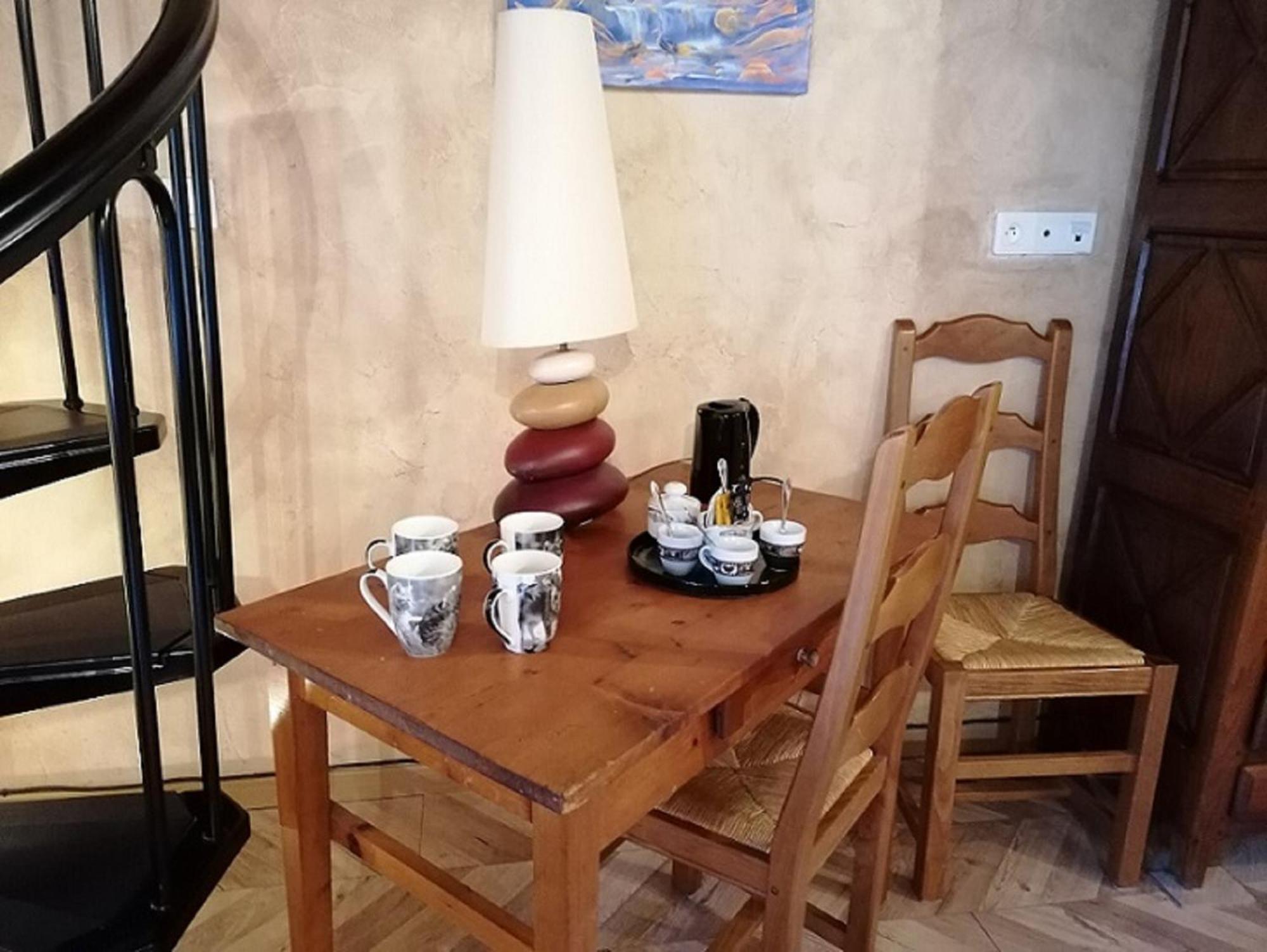 Le Cocon Du Vivarais Rochepaule Habitación foto